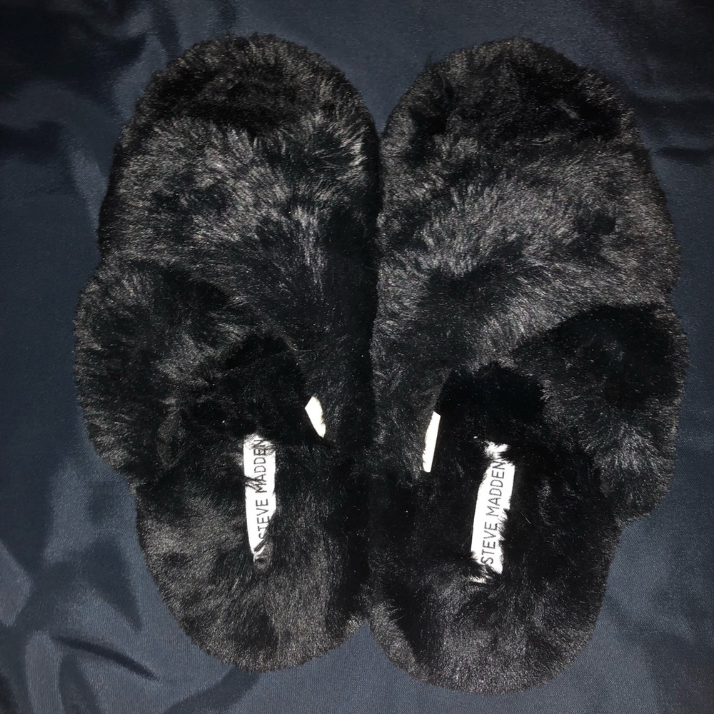 Steve Madden Slippers